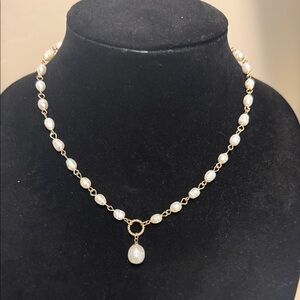 Pearl Necklace with Gold Accents